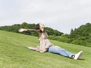六本木で楽しめるアミューズメントポーカーの完全ガイド｜ヒゲゴリラの魅力と店舗情報